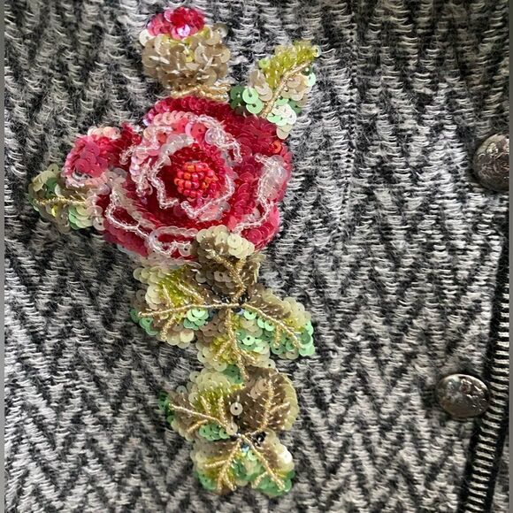 Vintage Women’s Escada Mohair Jacket | Gray Blazer with Sequin Flowers | - Picture 3 of 7